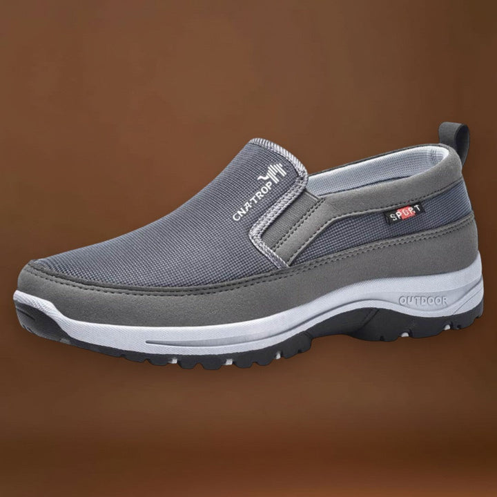 Ernek - Ortopédiai Túrázó Cipők