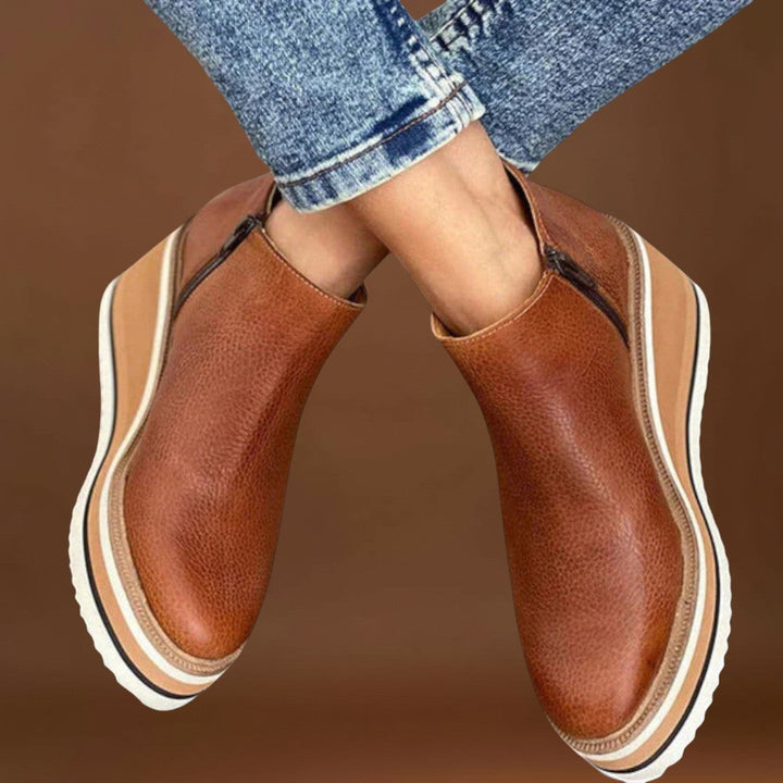 Emica – Luxus Bőr Csizmák