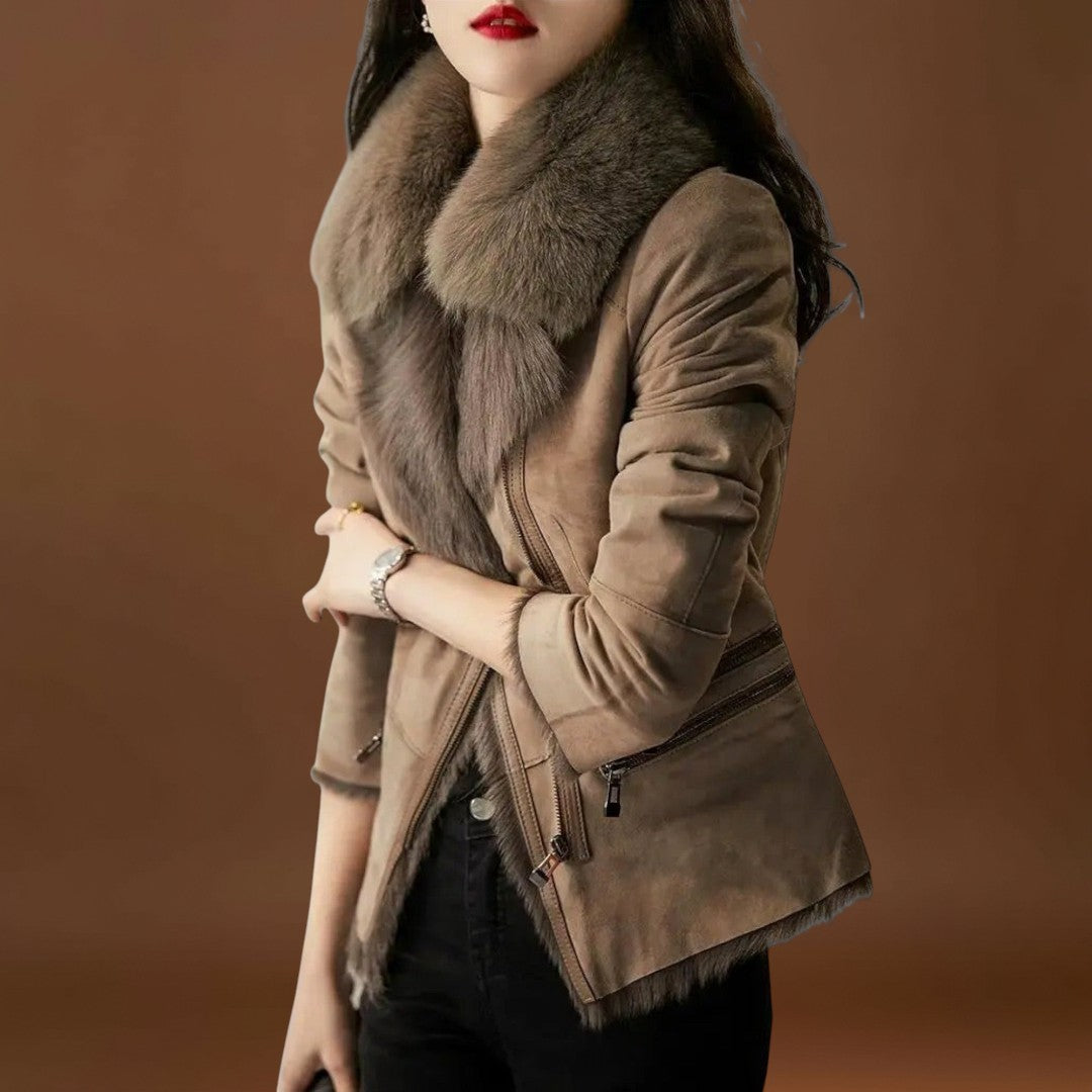 Kincső - Luxusbáránybőr Kabát