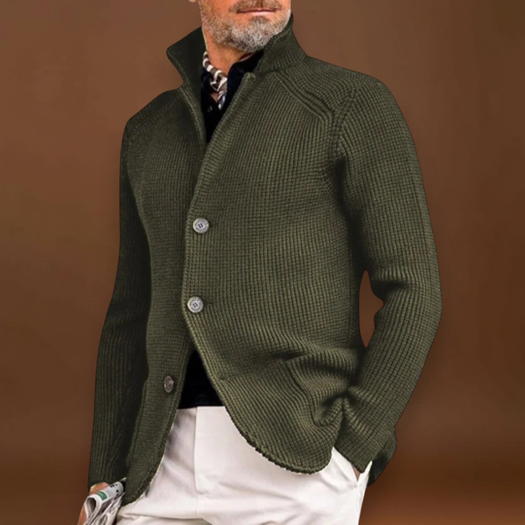 Nagyó - Klasszikus Gombos Kötött Kardigán