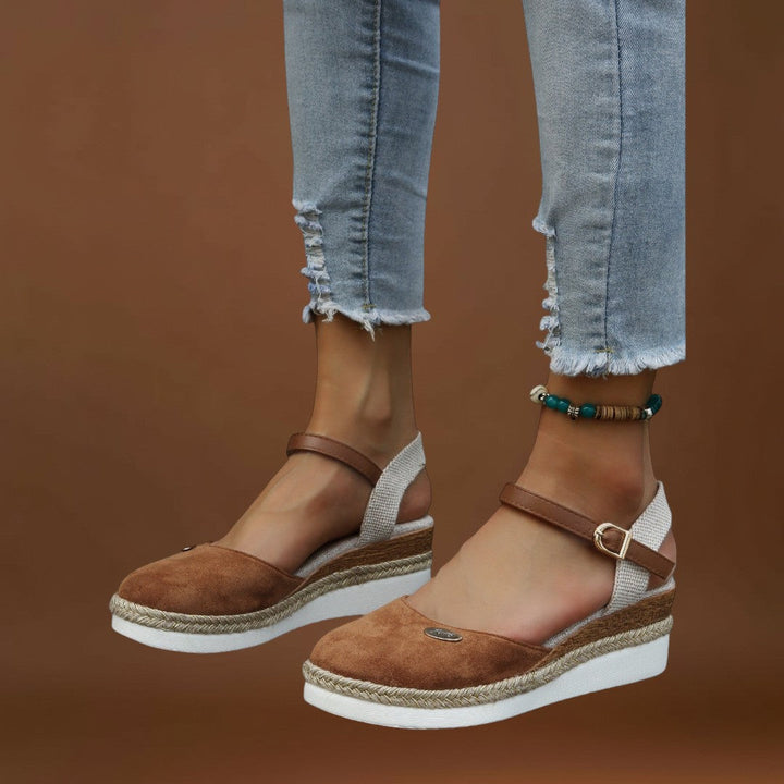 Annamira - Elegáns és Kényelmes Ortopéd Szandálok