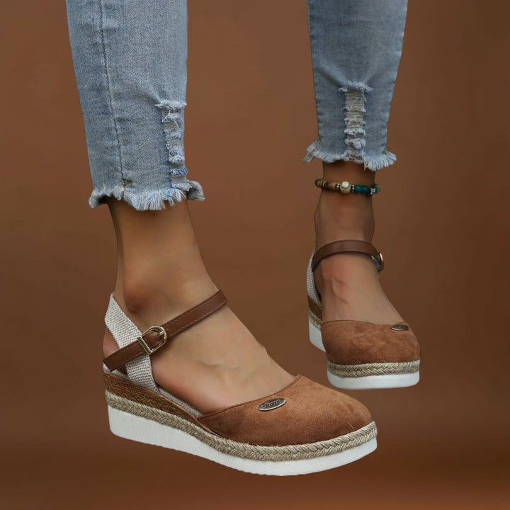 Annamira - Elegáns és Kényelmes Ortopéd Szandálok