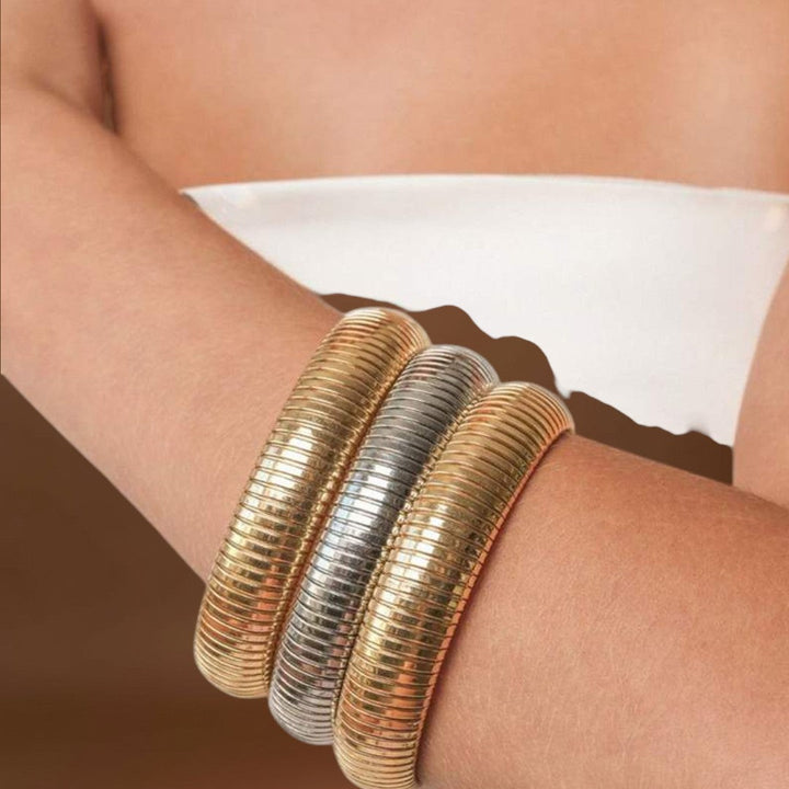 Barázdált karkötő