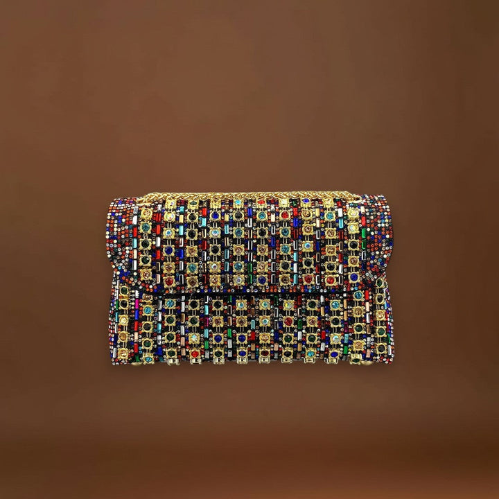 Bertina - Elegáns válltáska lánccal és színes gyémántokkal