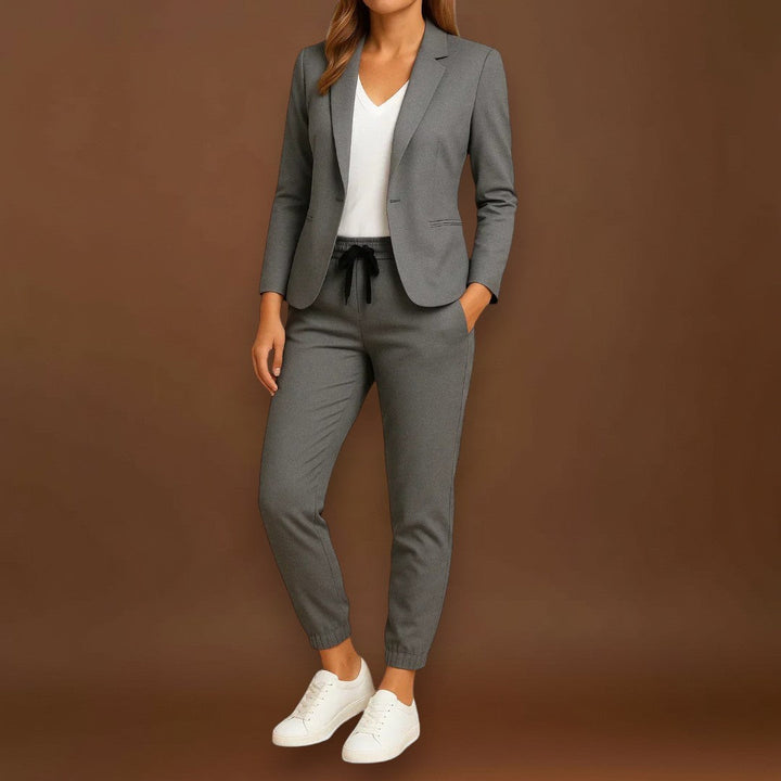 Nara - Elegáns Öltöny Kabáttal és Nadrággal