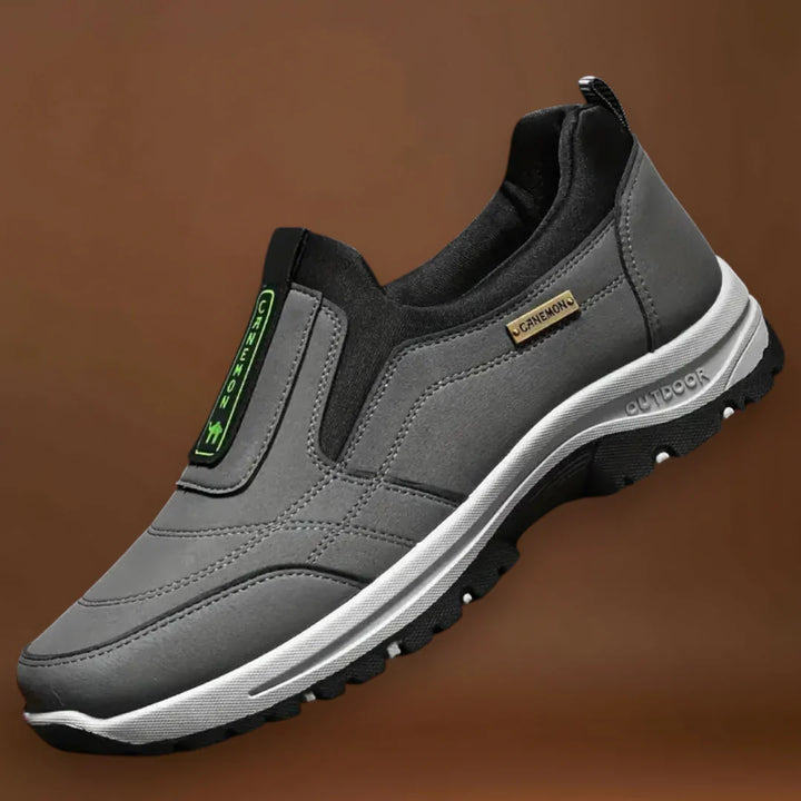 Bálván - Poliészter és Ütéselnyelés Kombinációja