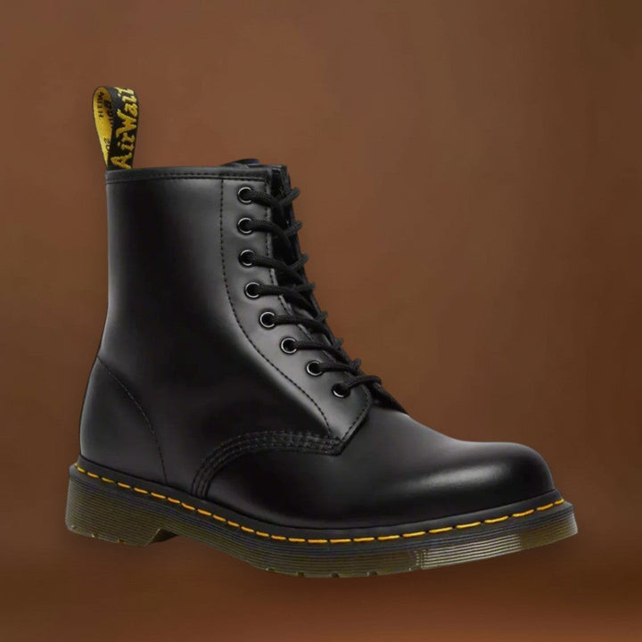 Gyelván - Elegáns és klasszikus cipők fűzőkkel