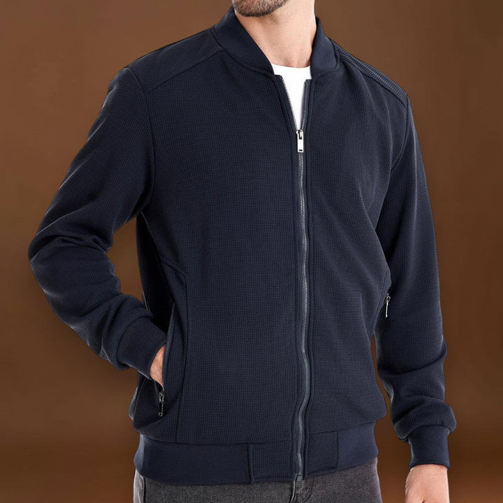 Halász - Hőszigetelő keverék és állítható kapucni a kényelmes hőmérsékletért