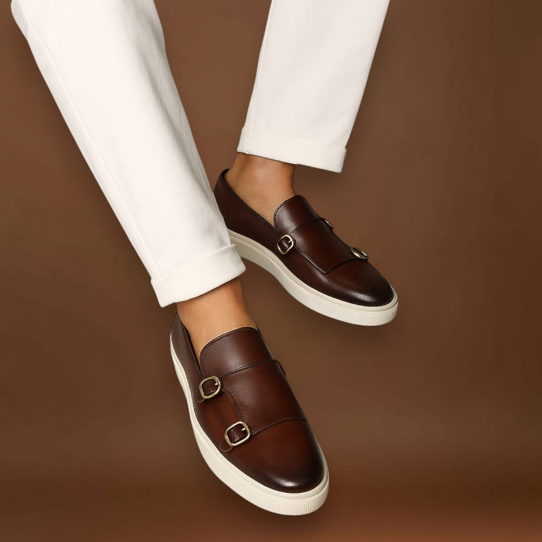 Balor - Csattal ellátott Slip On, amely könnyen fel- és levehető