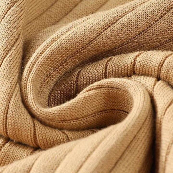 Jaskó - Ráncolt gallérral és jól definiált fazonnal