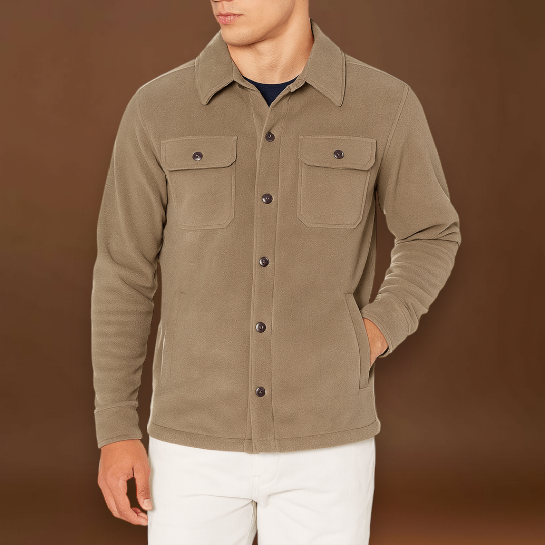 Tekus - Süllyesztett gallér és testhezálló szabás