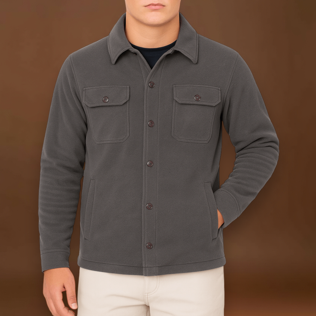 Tekus - Süllyesztett gallér és testhezálló szabás