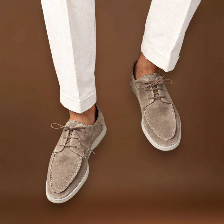 Csönd - Elegáns sziluett és párnázott talp