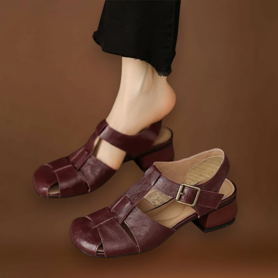 Hógolyó - Elegáns bőr szandálok