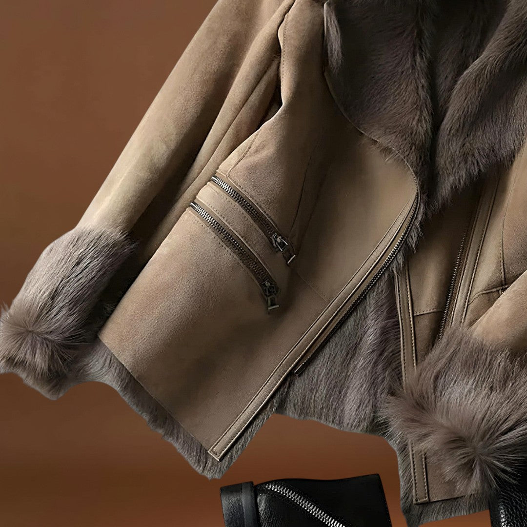 Kincső - Luxusbáránybőr Kabát