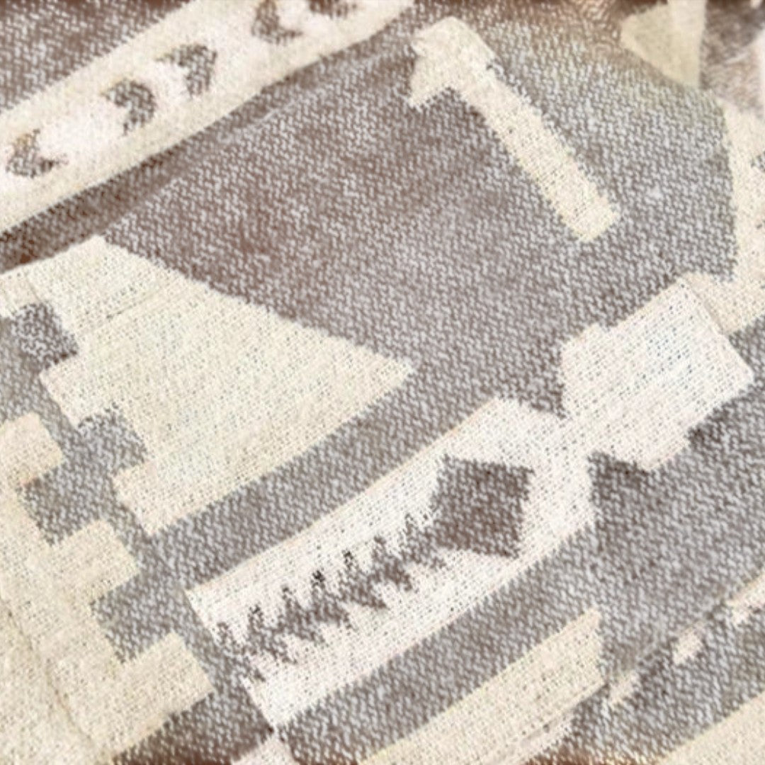 Kaltes – Aztec Minta és Kényelmes Formával