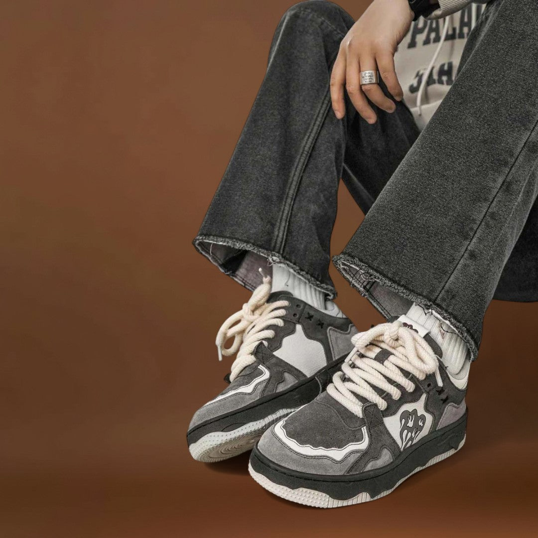 Cseh - Tartós kevert felsőrész és csúszásmentes gumitalp