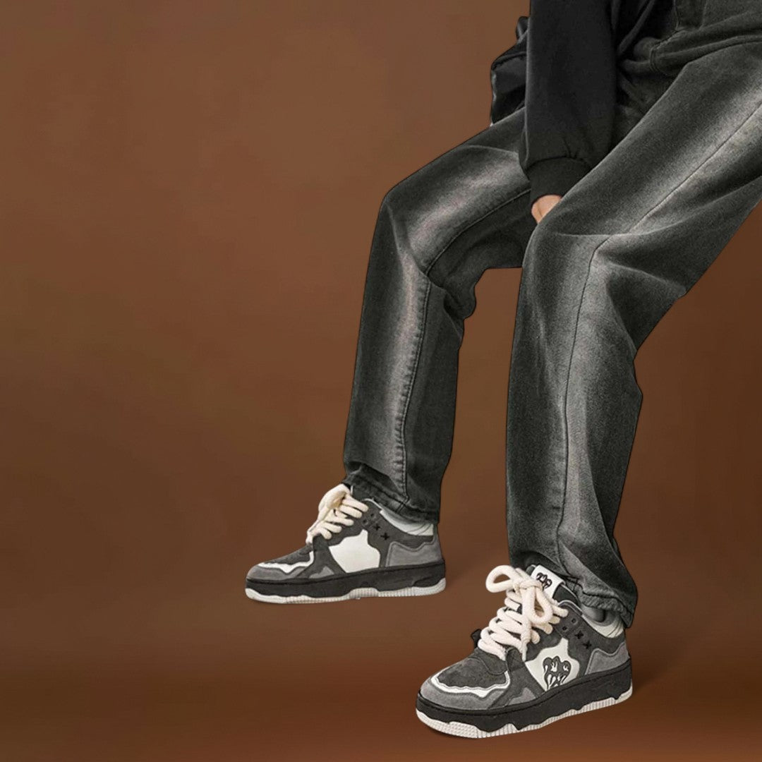 Cseh - Tartós kevert felsőrész és csúszásmentes gumitalp