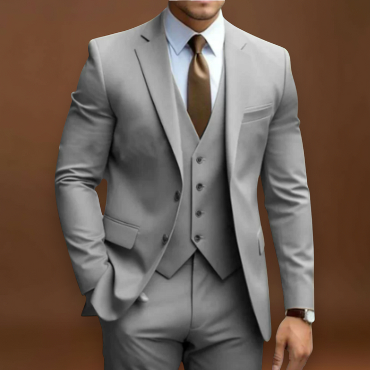 Álpert - Strukturált Hátú, Puha Vállú Öltöny Réteges Kivitelben