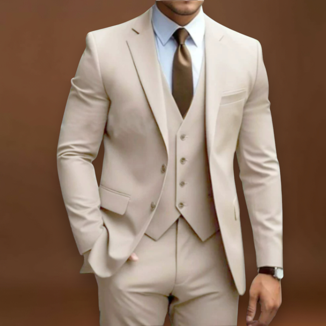 Álpert - Strukturált Hátú, Puha Vállú Öltöny Réteges Kivitelben