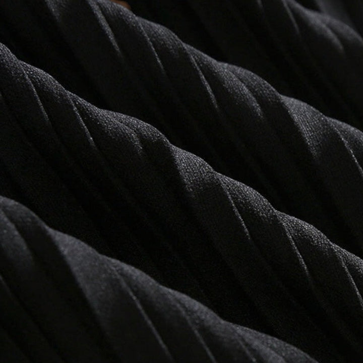 Barót - Plisszírozott Elülső Rész és Lazább Kivágás a Könnyű Mozgásért