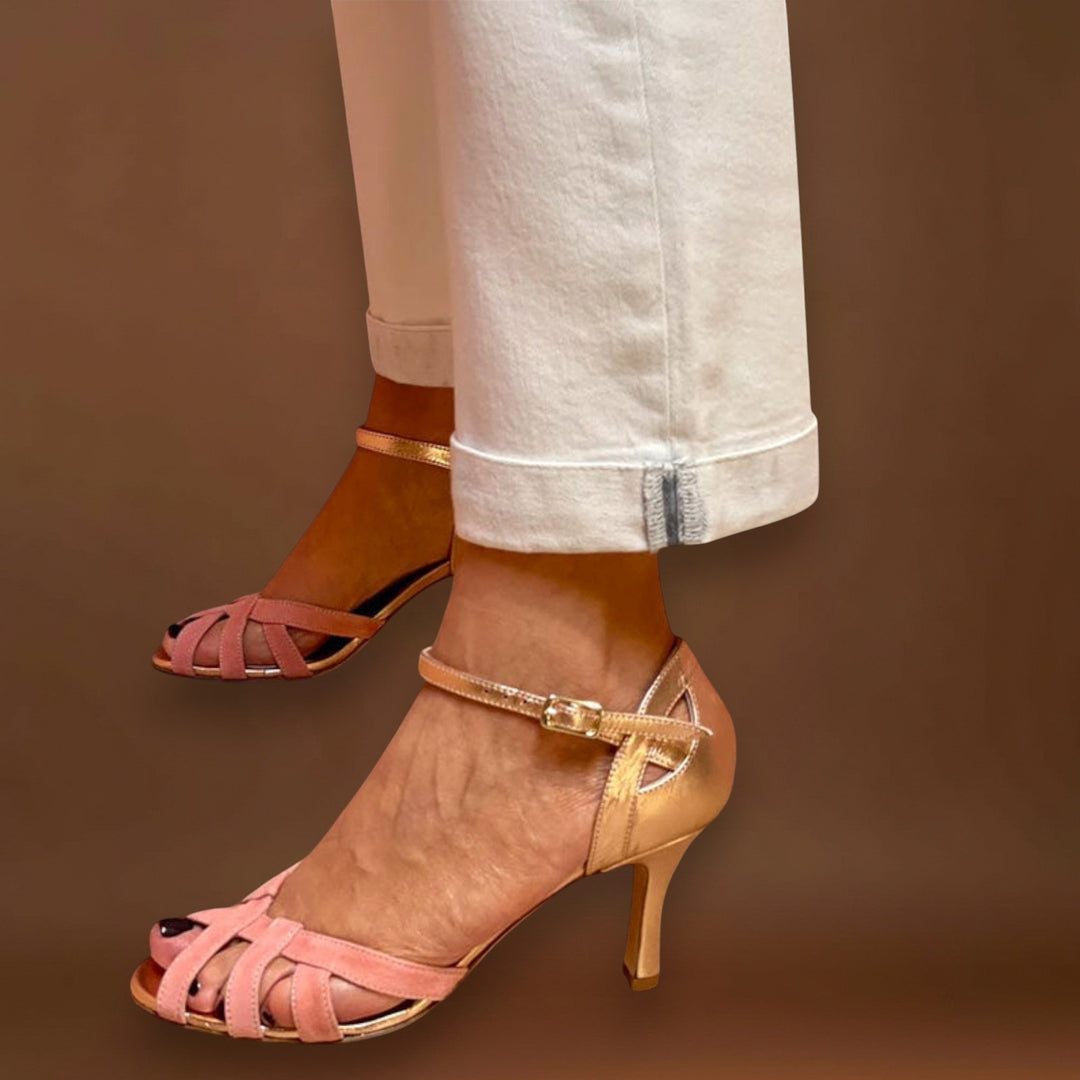 Fédina – Elegancia és Kényelem Magassarkú