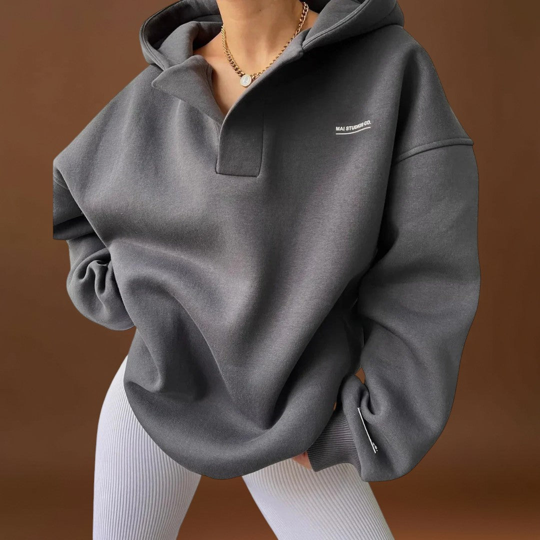 Bettina - Elegáns kapucnis pulóver