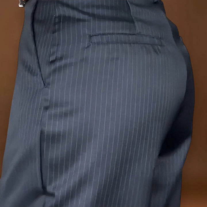 Eszmeralda - ELEGÁNS, ALAKFORMÁLÓ NADRÁG CSÍKOKKAL