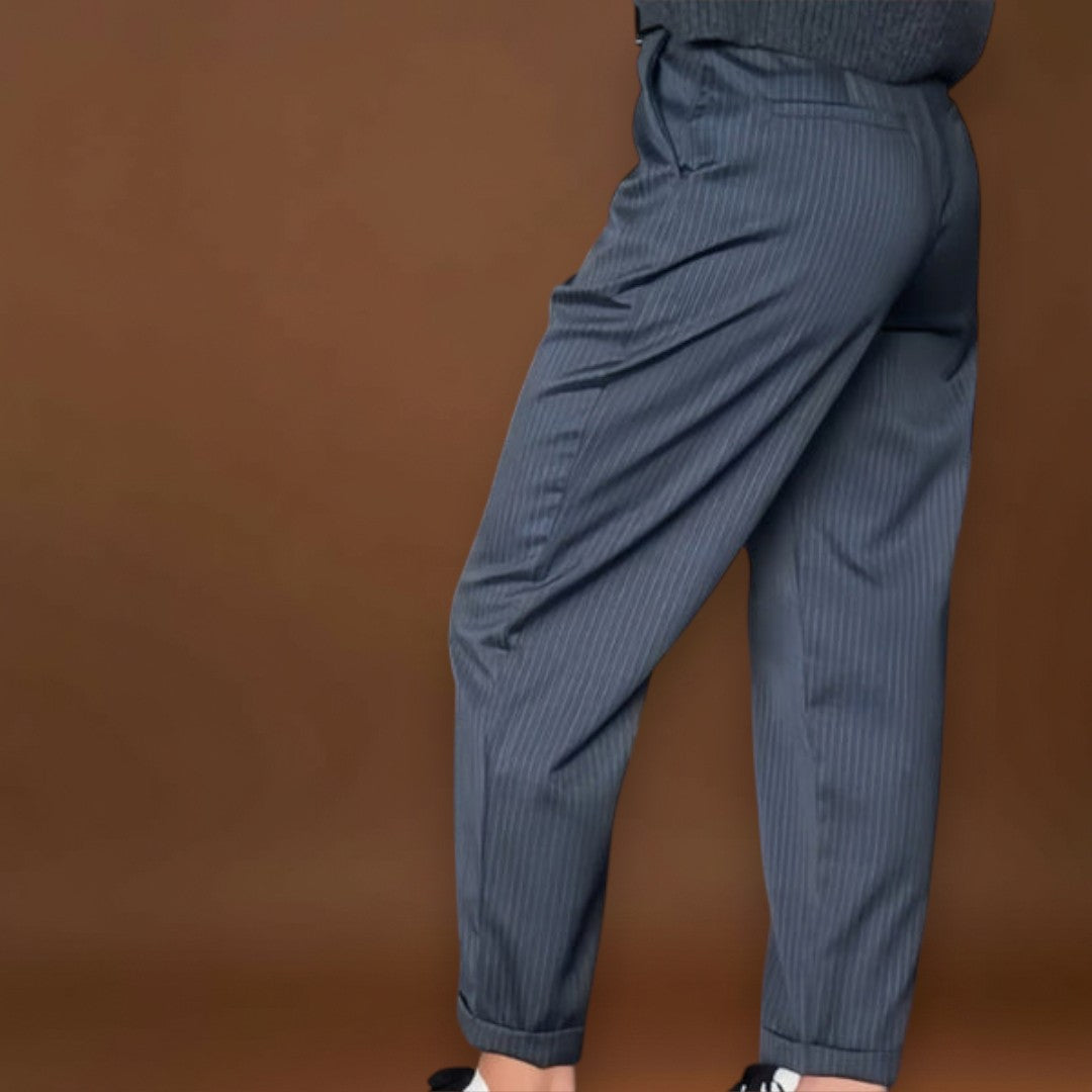 Eszmeralda - ELEGÁNS, ALAKFORMÁLÓ NADRÁG CSÍKOKKAL